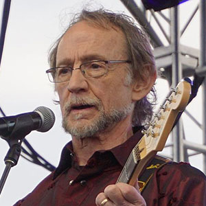 /assets/img/members/PeterTork.jpg